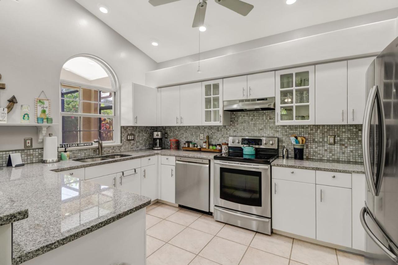 Cozy Beach House - 5 Minutes From Vanderbilt Beach North North Naples Exteriér fotografie
